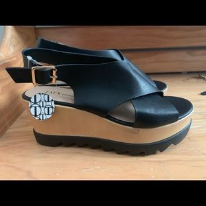 Brand new Italian sandals